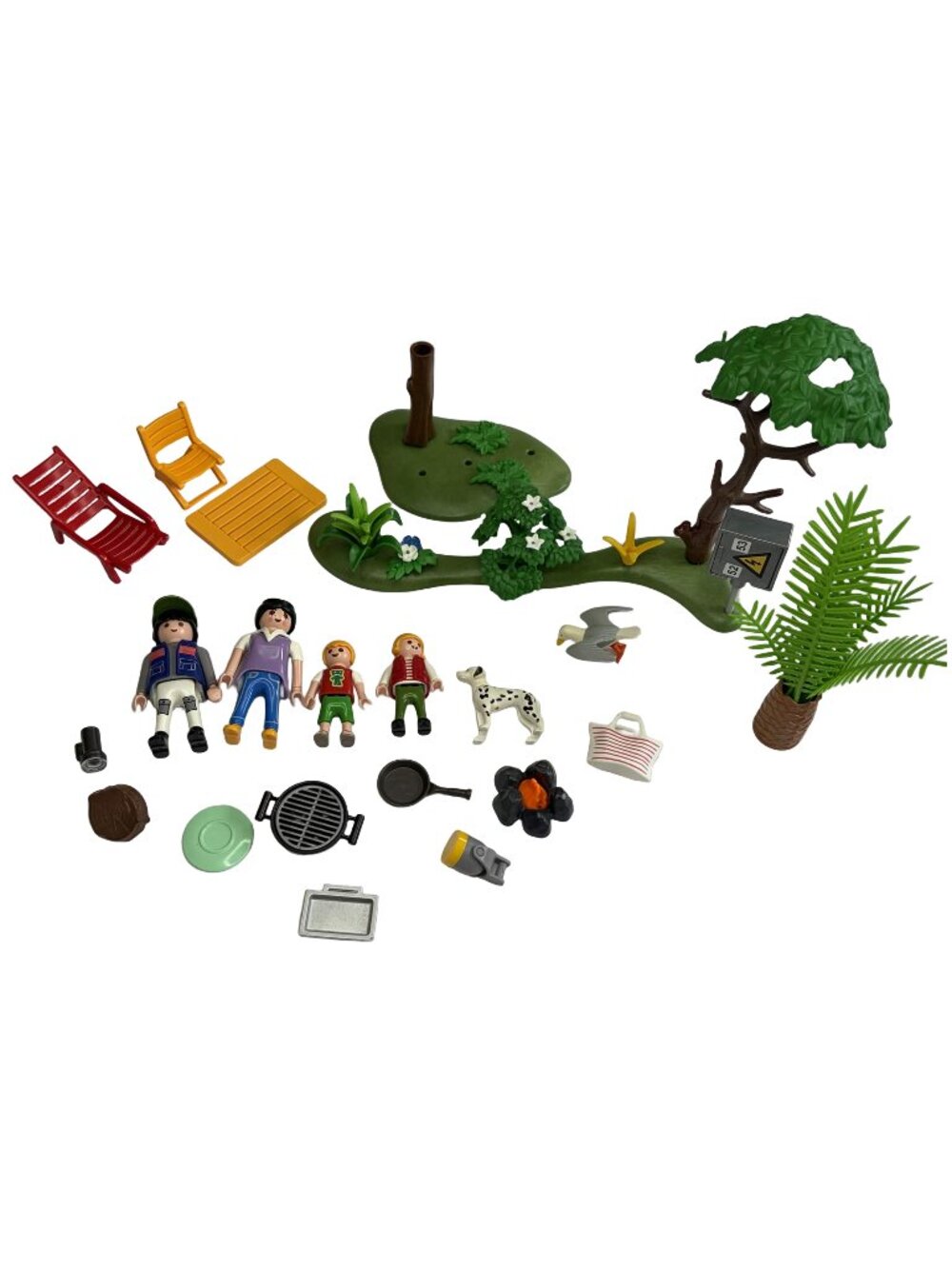 Playmobil Family Camping Lot Set 5435 Figures Dog BBQ Campsite Tree Base Parts